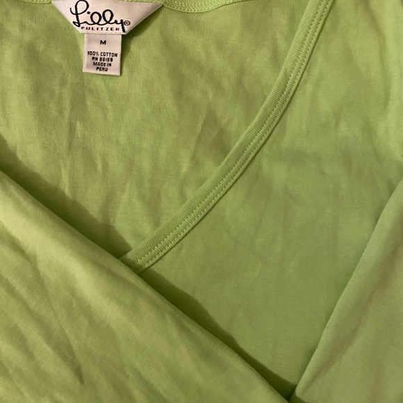Lilly Pulitzer quarter length sleeve tee - Picture 2 of 4